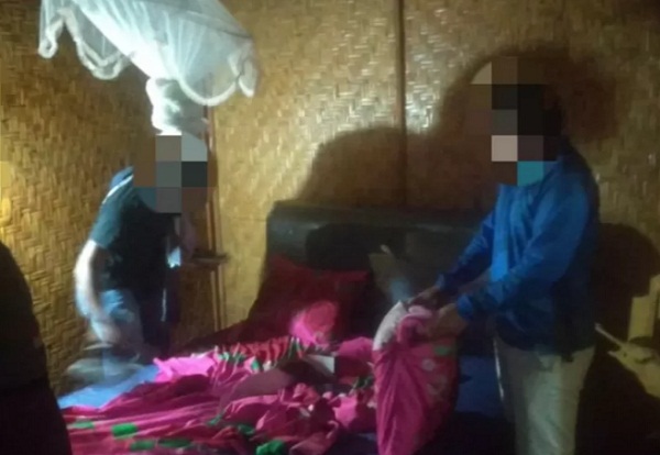 Satuan Reserse Narkoba Polres Lombok Tengah menangkap oknum guru honorer yang diduga menyimpan narkotika jenis sabu-sabu.