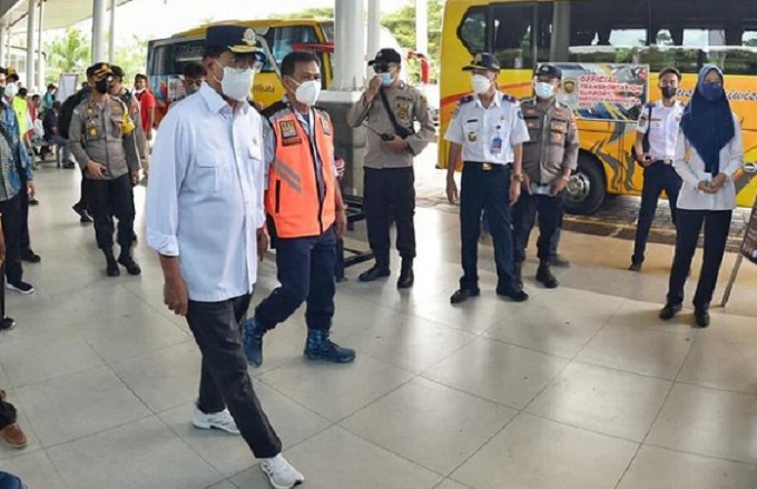 menhub-cek-transportasi-di-mandalika_169